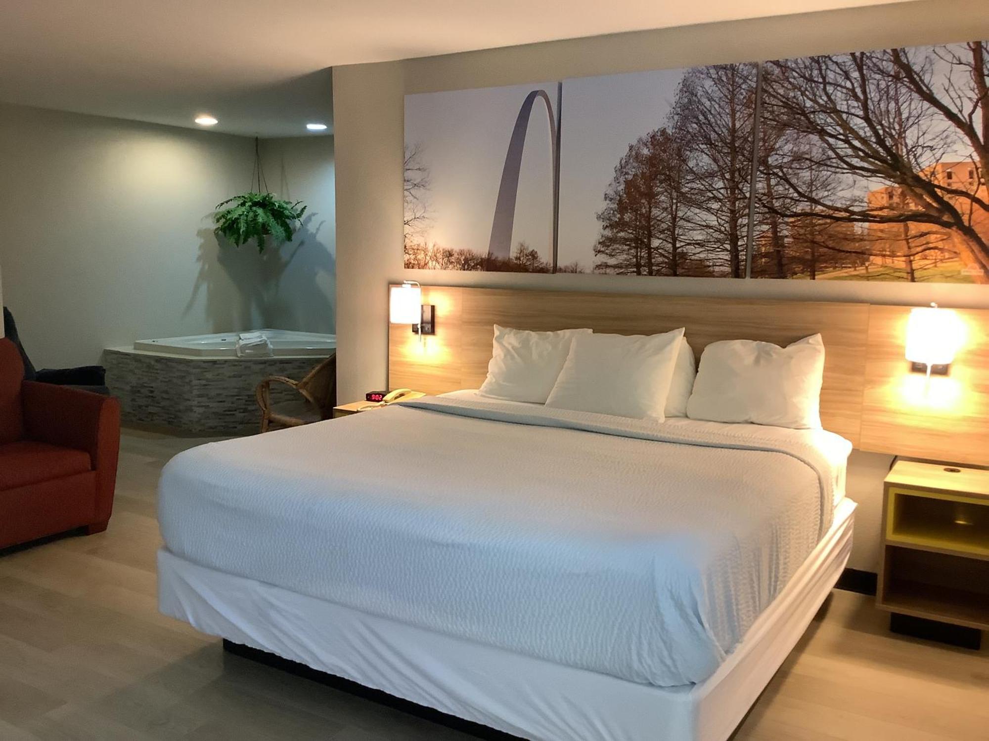 Days Inn By Wyndham Kingdom City Экстерьер фото
